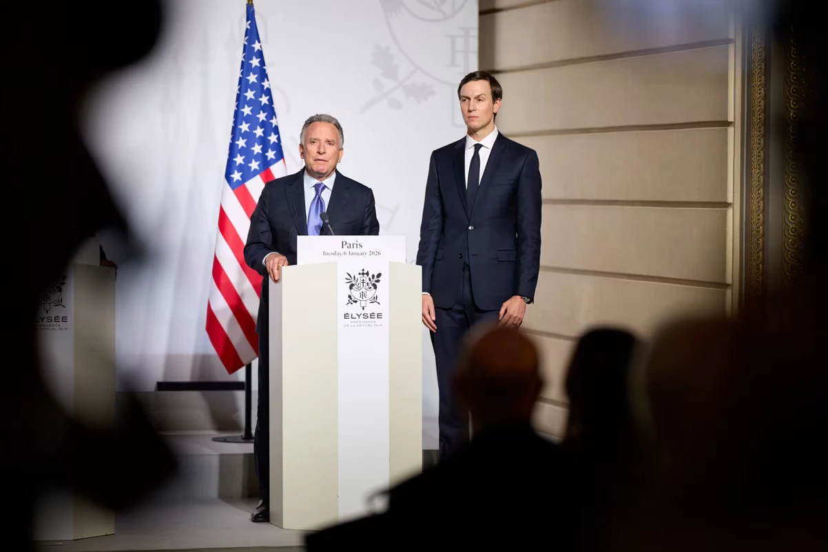 Steve Witkoff speaking at podium alongside Jared Kushner at Élysée Palace Paris January 2026
