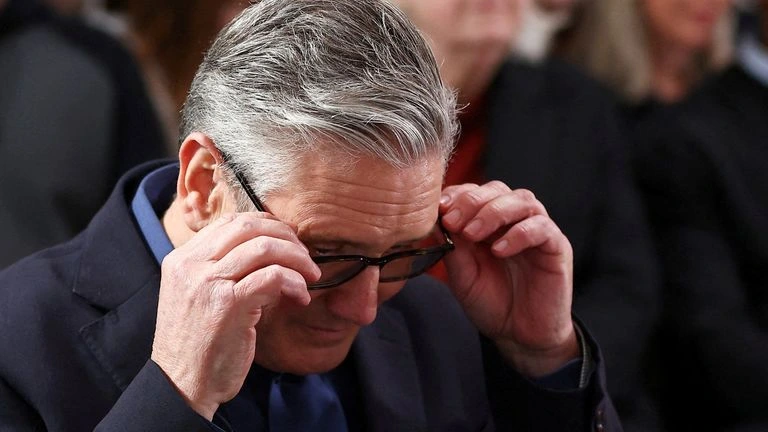 Starmer Warned of Mandelson Epstein Risk, Files Show